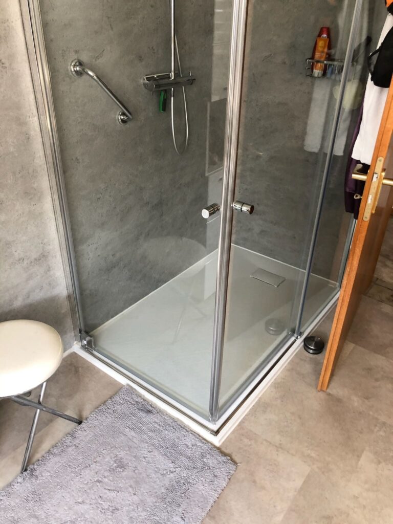 dusche.jpeg